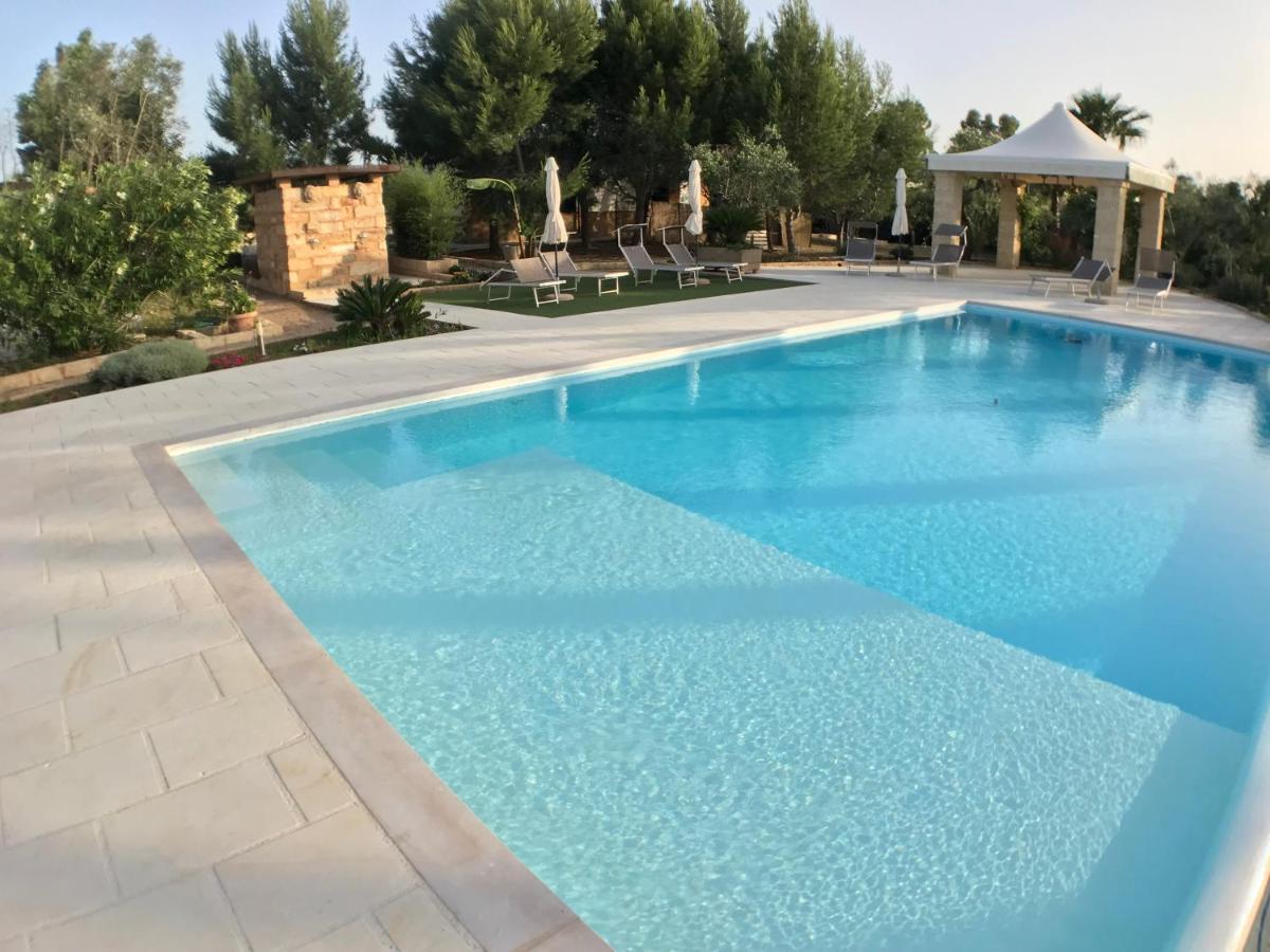 White Pool 5P Matino - Gallipoli Exterior foto